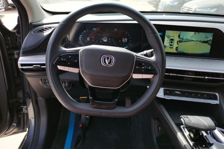 Used CHANGAN Eado 2024 PLUS Blue Whale NE 1.4T GDI DCT High-Energy Edition Steering Wheel