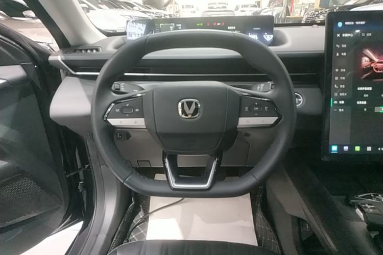 Used CHANGAN Eado 2024 1.5T GDI Automatic Flagship Edition Steering Wheel