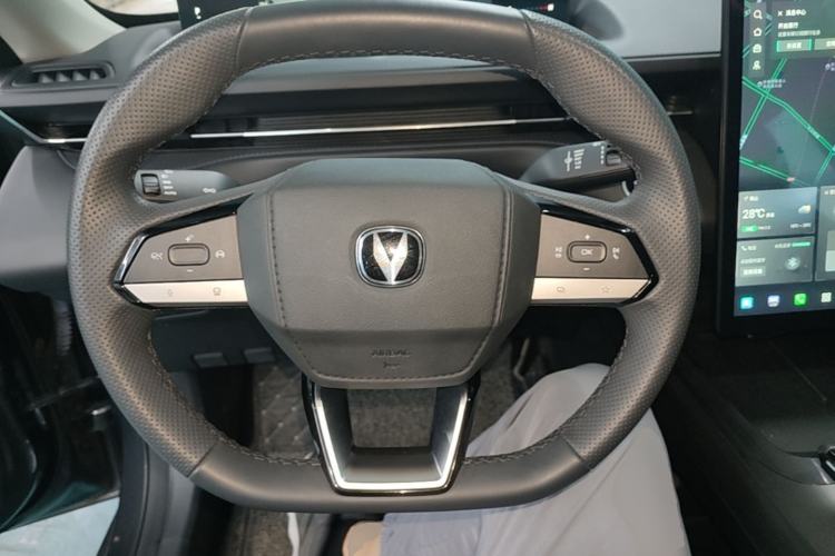 Used CHANGAN Eado 2024 1.5T GDI Automatic Flagship Edition Steering Wheel