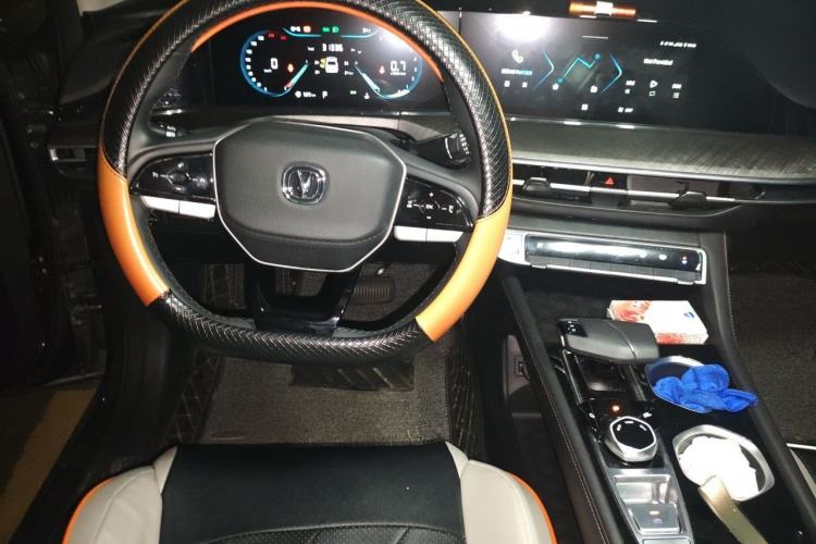 Used CHANGAN Eado 2024 PLUS Blue Whale NE 1.4T GDI DCT High-Energy Edition Steering Wheel