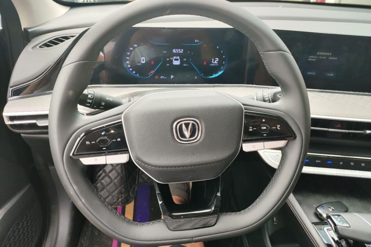 Used CHANGAN Eado 2024 PLUS Blue Whale NE 1.4T GDI DCT High-Energy Edition Steering Wheel