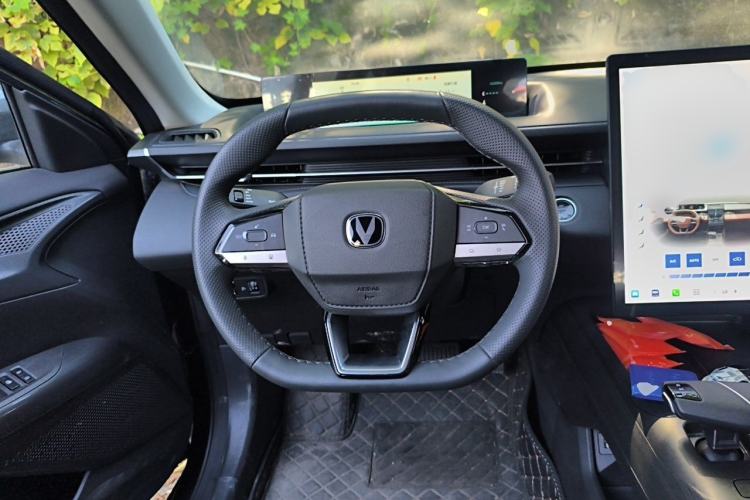 Used CHANGAN Eado 2024 1.5T GDI Automatic Flagship Edition Steering Wheel