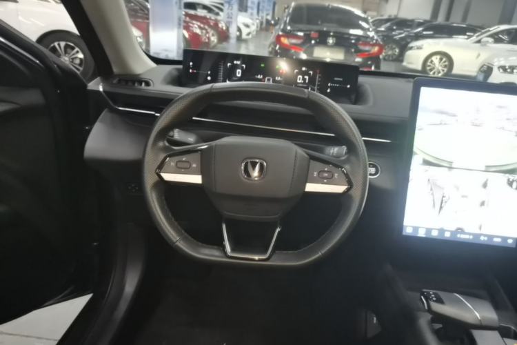 Used CHANGAN Eado 2024 1.5T GDI Automatic Prestige Edition Steering Wheel