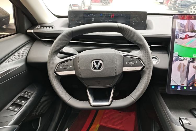 Used CHANGAN Eado 2024 1.5T GDI Automatic Prestige Edition Steering Wheel