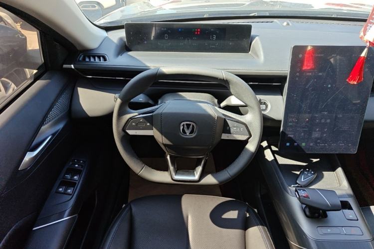 Used CHANGAN Eado 2024 1.5T GDI Automatic Prestige Edition Steering Wheel