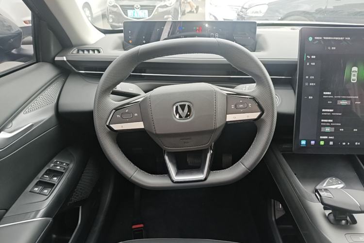 Used CHANGAN Eado 2024 1.5T GDI Automatic Prestige Edition Steering Wheel