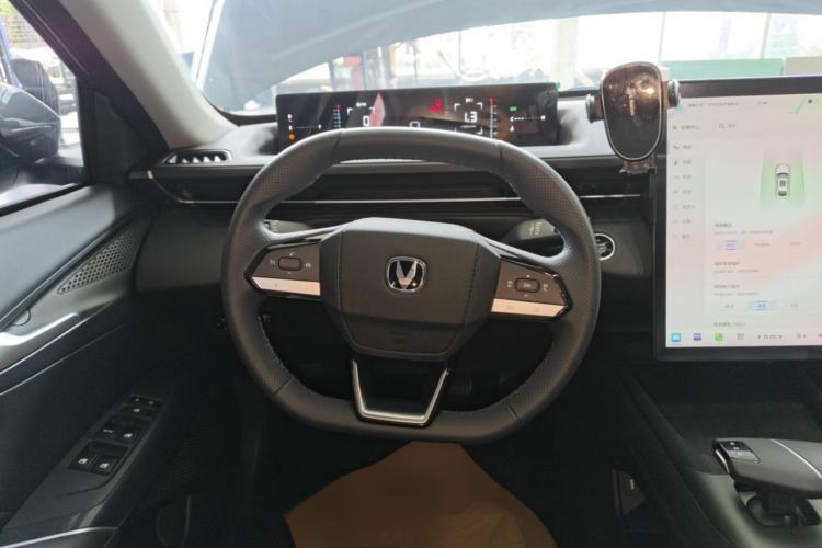 Used CHANGAN Eado 2024 1.5T GDI Automatic Prestige Edition Steering Wheel