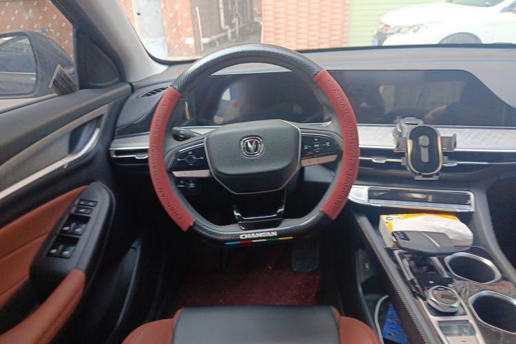 Used CHANGAN Eado 2024 PLUS Blue Whale NE 1.4T GDI DCT High-Energy Edition Steering Wheel