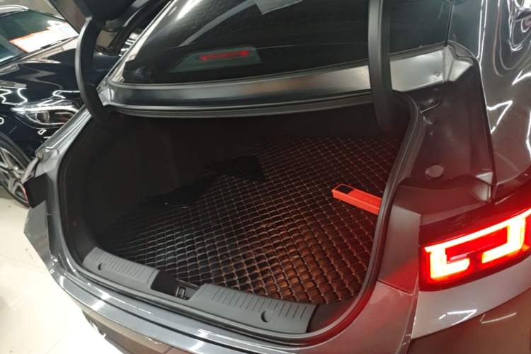 Used CHANGAN Eado 2024 1.5T GDI Automatic Flagship Edition Trunk