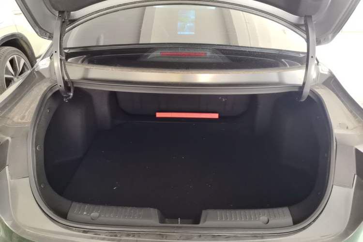 Used CHANGAN Eado 2024 1.5T GDI Automatic Prestige Edition Trunk