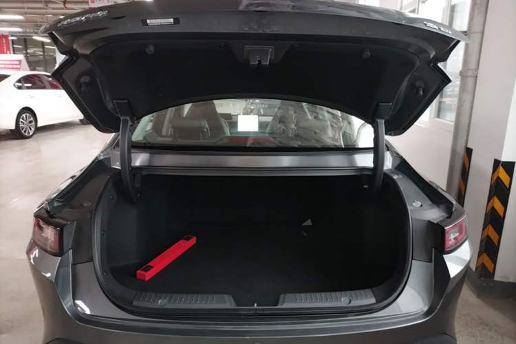 Used CHANGAN Eado 2024 1.5T GDI Automatic Flagship Edition Trunk