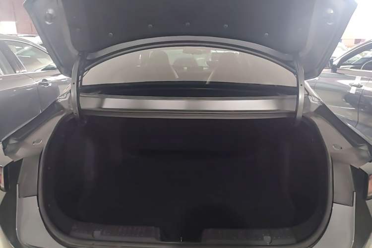 Used CHANGAN Eado 2024 1.5T GDI Automatic Enjoyment Edition Trunk