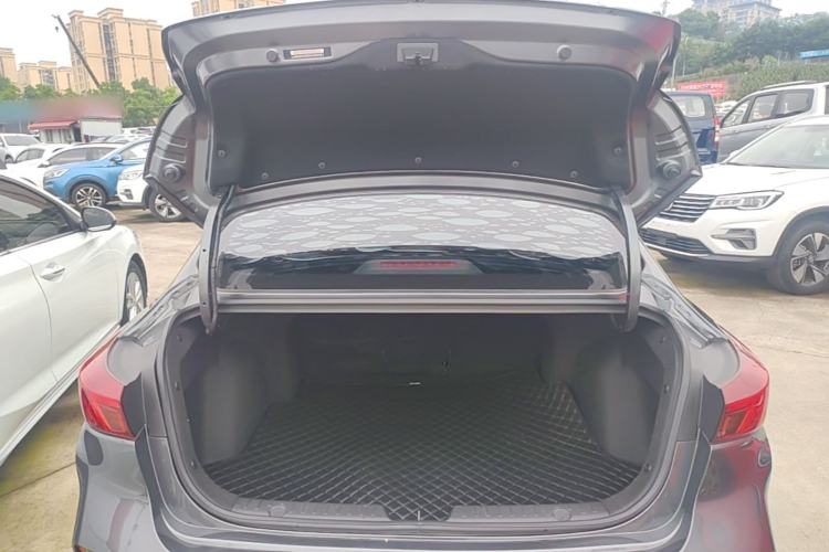 Used CHANGAN Eado 2024 PLUS Blue Whale NE 1.4T GDI DCT High-Energy Edition Trunk