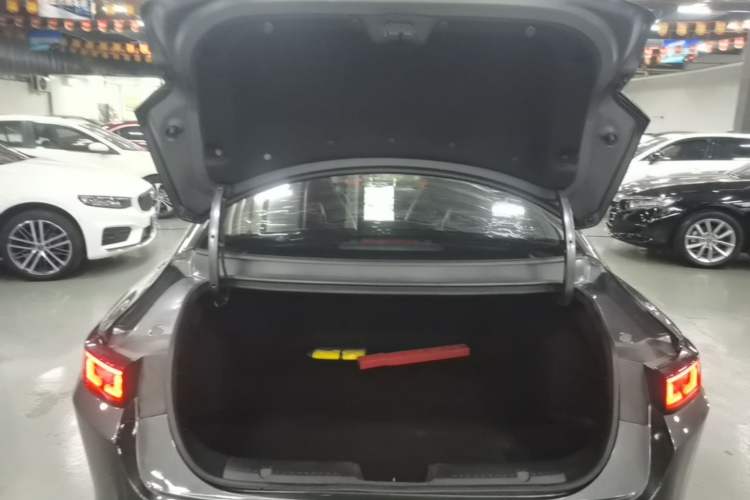Used CHANGAN Eado 2024 1.5T GDI Automatic Prestige Edition Trunk