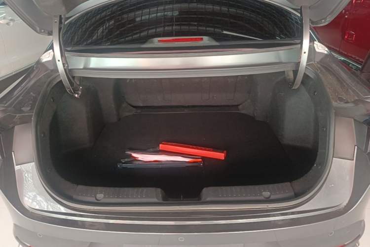 Used CHANGAN Eado 2024 1.5T GDI Automatic Prestige Edition Trunk