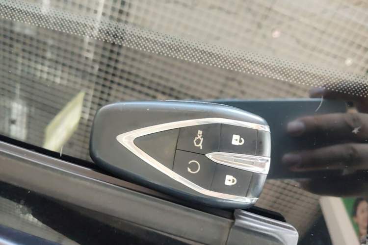 Used CHANGAN Eado 2024 PLUS Blue Whale NE 1.4T GDI DCT High-Energy Edition Vehicle Key
