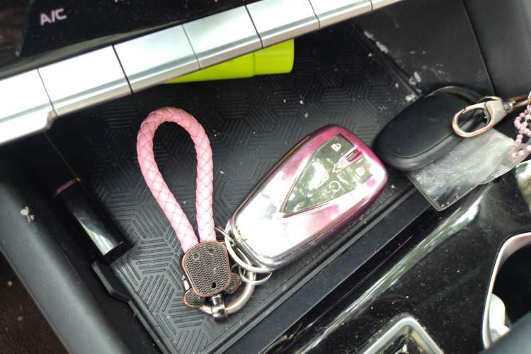 Used CHANGAN Eado 2024 PLUS Blue Whale NE 1.4T GDI DCT High-Energy Edition Vehicle Key