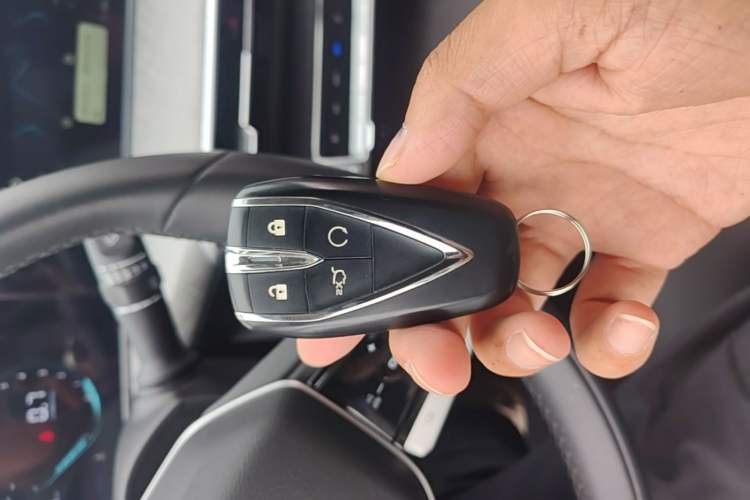 Used CHANGAN Eado 2024 PLUS Blue Whale NE 1.4T GDI DCT High-Energy Edition Vehicle Key