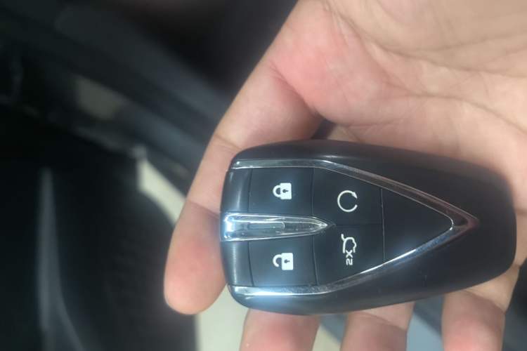 Used CHANGAN Eado 2024 PLUS Blue Whale NE 1.4T GDI DCT High-Energy Edition Vehicle Key