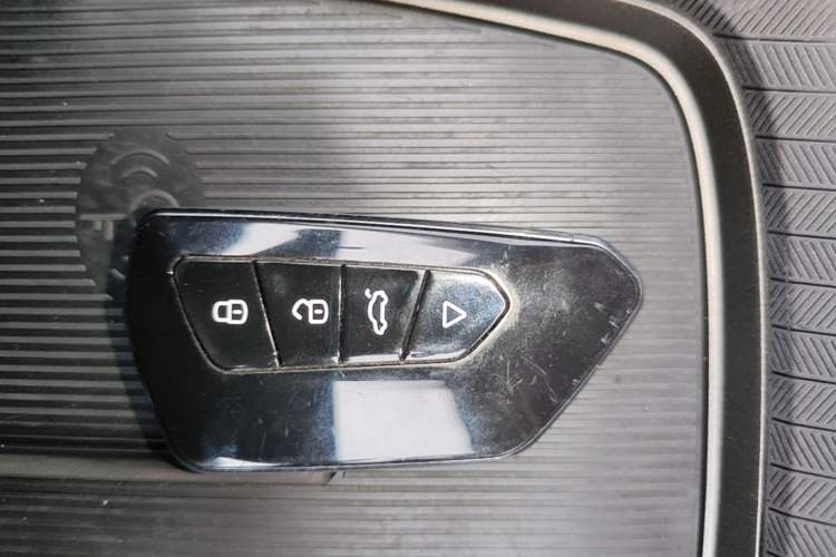Used CHANGAN Eado 2024 1.5T GDI Automatic Flagship Edition Vehicle Key