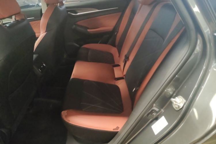 Used CHANGAN Eado 2024 PLUS Blue Whale NE 1.4T GDI DCT High-Energy Edition Left Rear Seat