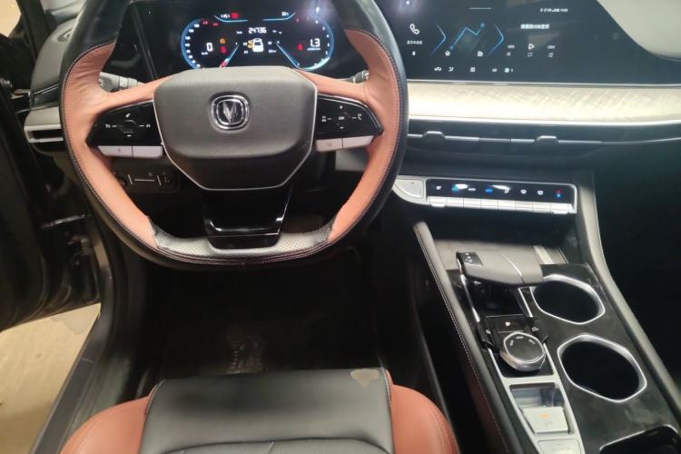 Used CHANGAN Eado 2024 PLUS Blue Whale NE 1.4T GDI DCT High-Energy Edition Steering Wheel