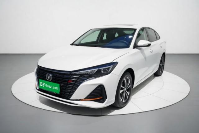 CHANGAN Eado 2024 PLUS Blue Whale NE 1.4T GDI DCT High-Energy Edition usado