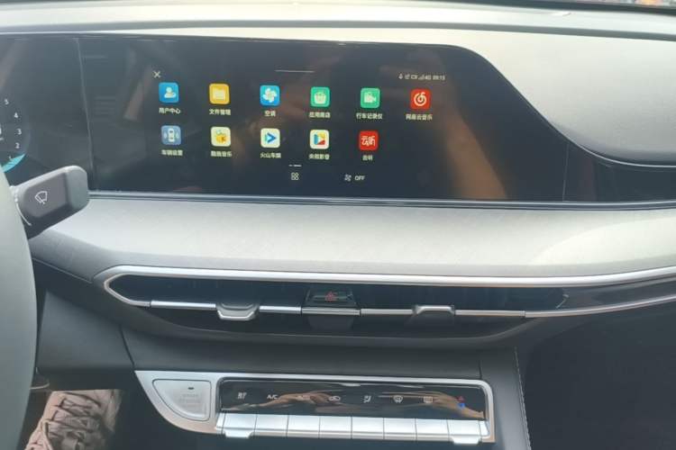 Used CHANGAN Eado 2024 PLUS Blue Whale NE 1.4T GDI DCT High-Energy Edition Audio And AC Panel