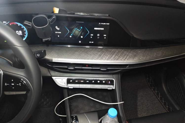Used CHANGAN Eado 2024 PLUS Blue Whale NE 1.4T GDI DCT High-Energy Edition Audio And AC Panel