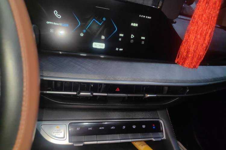 Used CHANGAN Eado 2024 PLUS Blue Whale NE 1.4T GDI DCT High-Energy Edition Audio And AC Panel