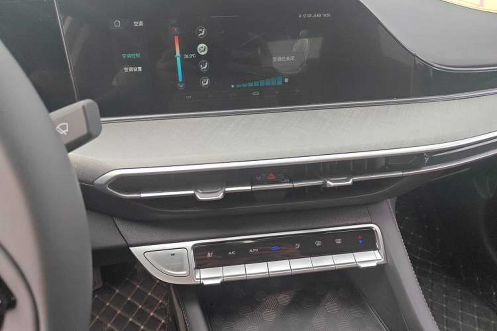 Used CHANGAN Eado 2024 PLUS Blue Whale NE 1.4T GDI DCT High-Energy Edition Audio And AC Panel