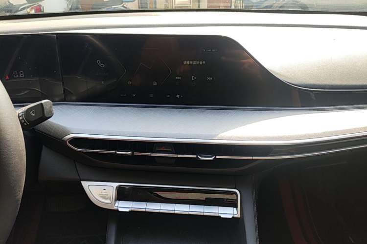 Used CHANGAN Eado 2024 PLUS Blue Whale NE 1.4T GDI DCT High-Energy Edition Audio And AC Panel