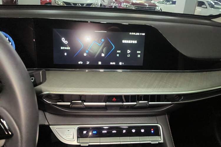 Used CHANGAN Eado 2024 PLUS Blue Whale NE 1.4T GDI DCT High-Energy Edition Audio And AC Panel