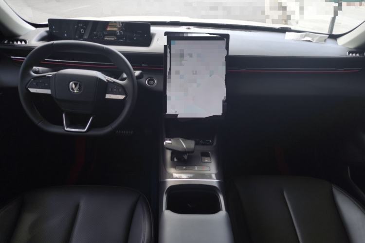 Used CHANGAN Eado 2024 1.5T GDI Automatic Prestige Edition Center Console