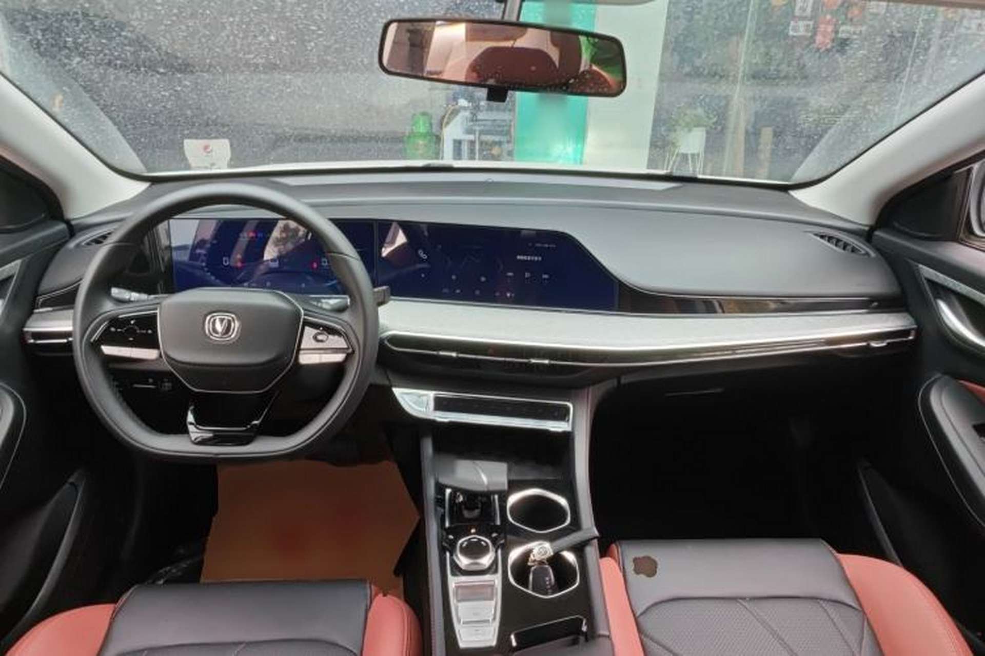 Used CHANGAN Eado 2024 PLUS Blue Whale NE 1.4T GDI DCT High-Energy Edition Center Console