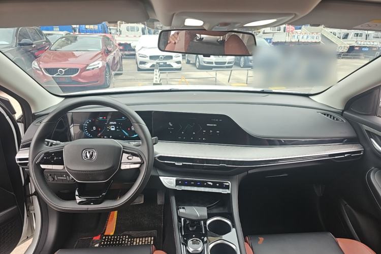 Used CHANGAN Eado 2024 PLUS Blue Whale NE 1.4T GDI DCT High-Energy Edition Center Console