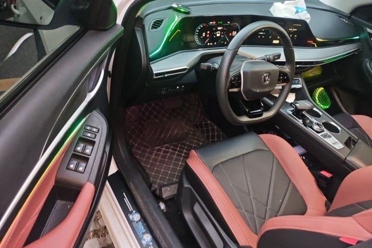Used CHANGAN Eado 2024 PLUS Blue Whale NE 1.4T GDI DCT High-Energy Edition Driver Seat