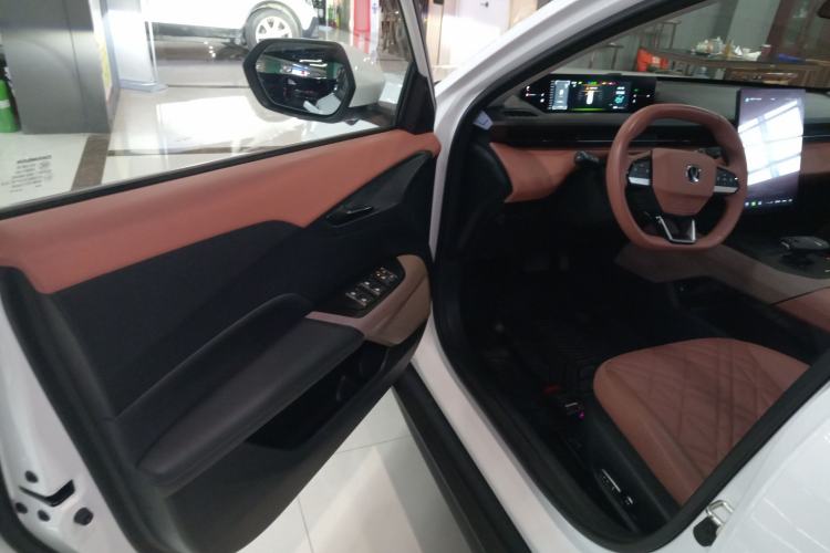 Used CHANGAN Eado 2024 1.5T GDI Automatic Flagship Edition Driver Seat