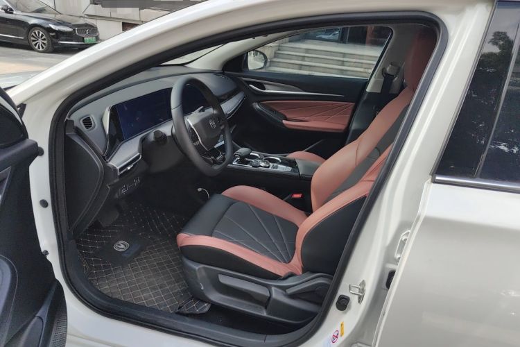 Used CHANGAN Eado 2024 PLUS Blue Whale NE 1.4T GDI DCT High-Energy Edition Driver Seat