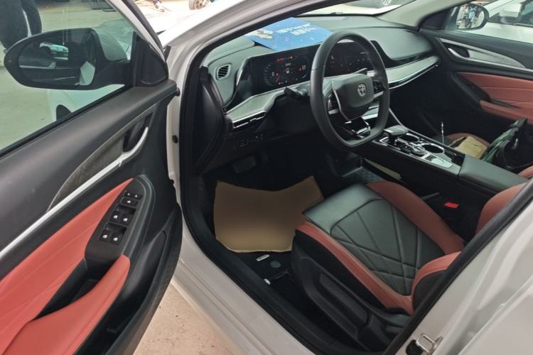 Used CHANGAN Eado 2024 PLUS Blue Whale NE 1.4T GDI DCT High-Energy Edition Driver Seat