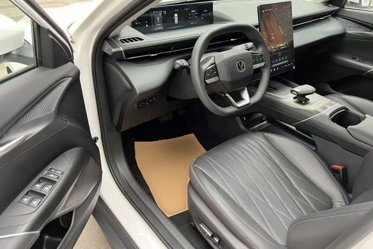 Used CHANGAN Eado 2024 1.5T GDI Automatic Flagship Edition Driver Seat