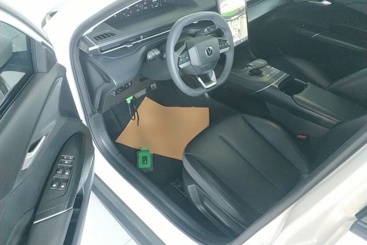 Used CHANGAN Eado 2024 1.5T GDI Automatic Prestige Edition Driver Seat