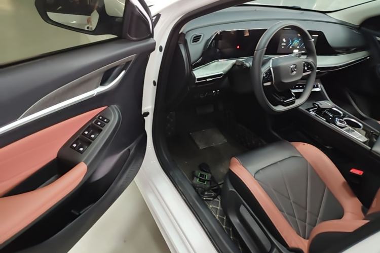 Used CHANGAN Eado 2024 PLUS Blue Whale NE 1.4T GDI DCT High-Energy Edition Driver Seat