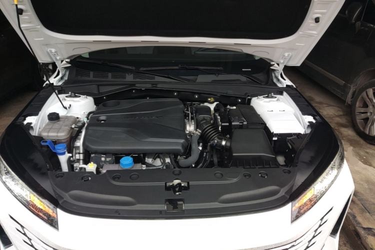 Used CHANGAN Eado 2024 1.5T GDI Automatic Prestige Edition Engine Bay