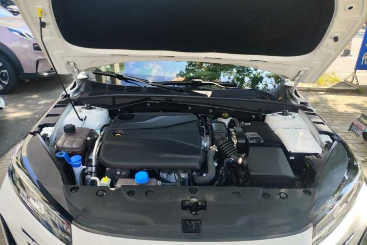 Used CHANGAN Eado 2024 1.5T GDI Automatic Flagship Edition Engine Bay