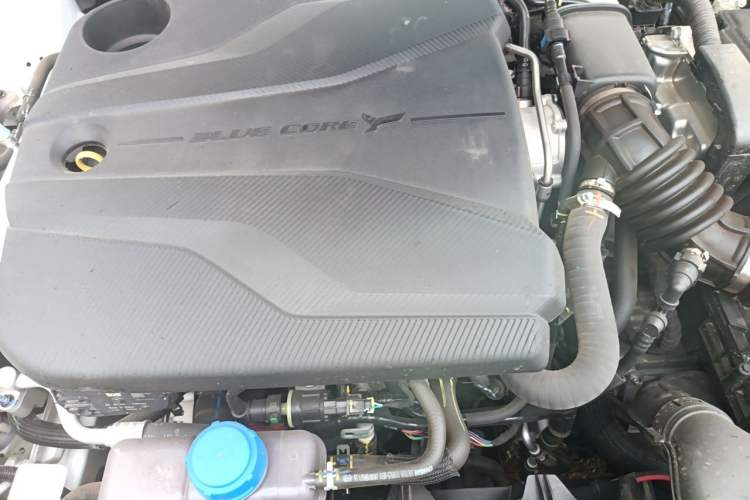 Used CHANGAN Eado 2024 1.5T GDI Automatic Prestige Edition Engine Bay