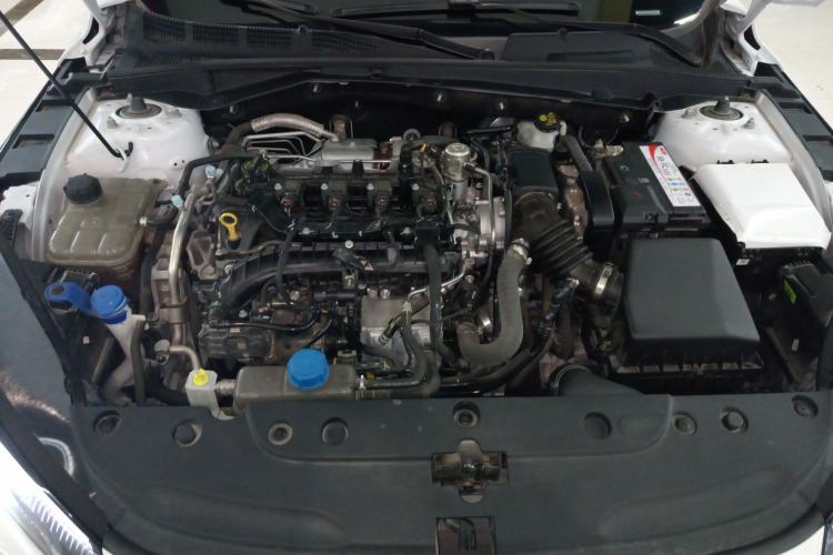 Used CHANGAN Eado 2024 1.5T GDI Automatic Flagship Edition Engine Bay