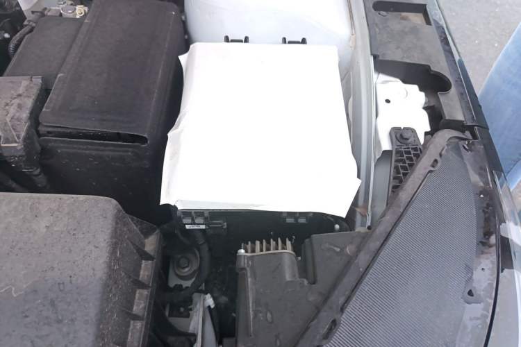Used CHANGAN Eado 2024 1.5T GDI Automatic Prestige Edition Engine Bay Left