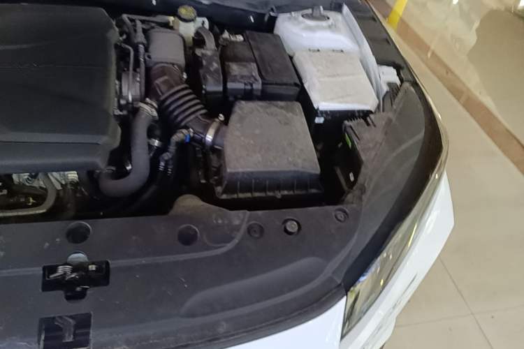 Used CHANGAN Eado 2024 1.5T GDI Automatic Flagship Edition Engine Bay Left