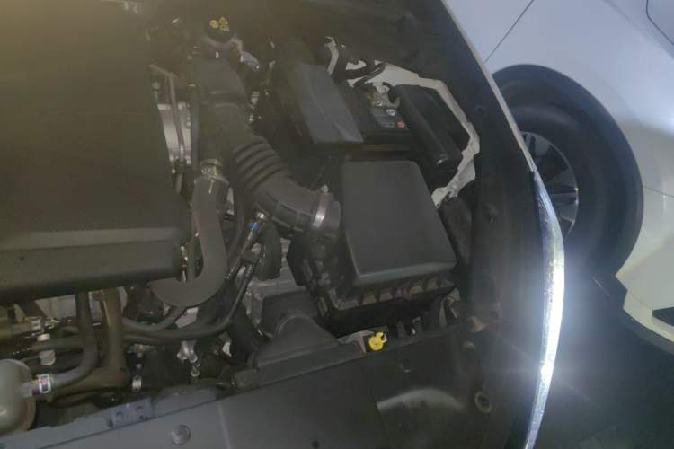 Used CHANGAN Eado 2024 PLUS Blue Whale NE 1.4T GDI DCT High-Energy Edition Engine Bay Left
